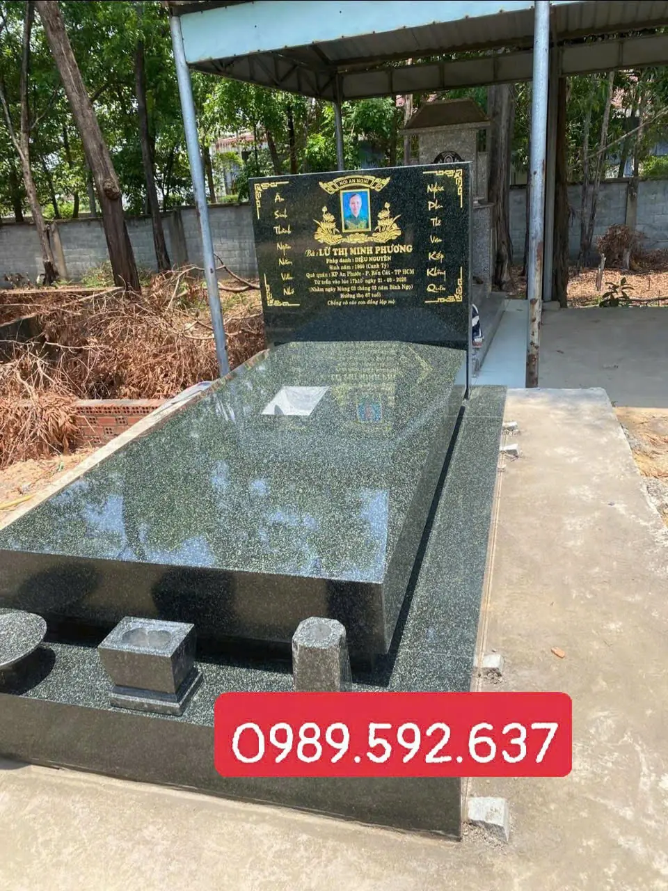 Mộ đá nguyên khối