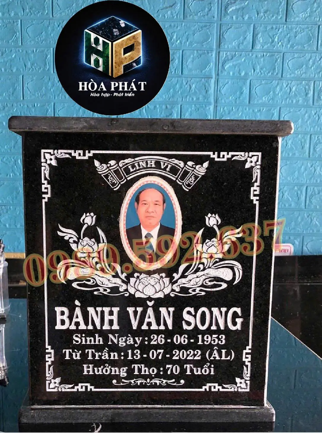 Hủ cốt bằng đá hoa cương